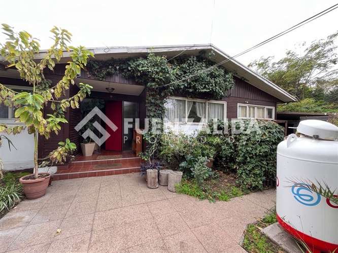 Casa en venta de 4 dorm. en Las Condes