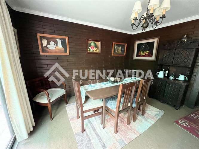 Casa en venta de 4 dorm. en Las Condes