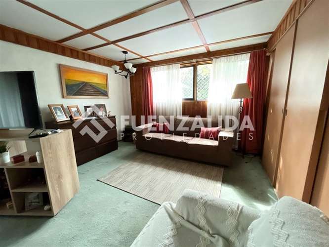 Casa en venta de 4 dorm. en Las Condes