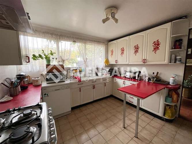 Casa en venta de 4 dorm. en Las Condes