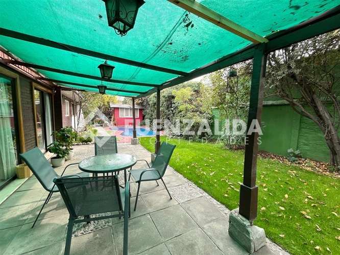 Casa en venta de 4 dorm. en Las Condes