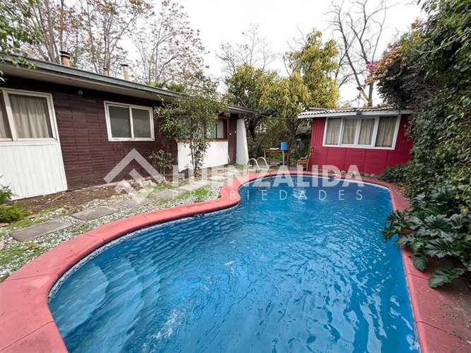 Casa en venta de 4 dorm. en Las Condes