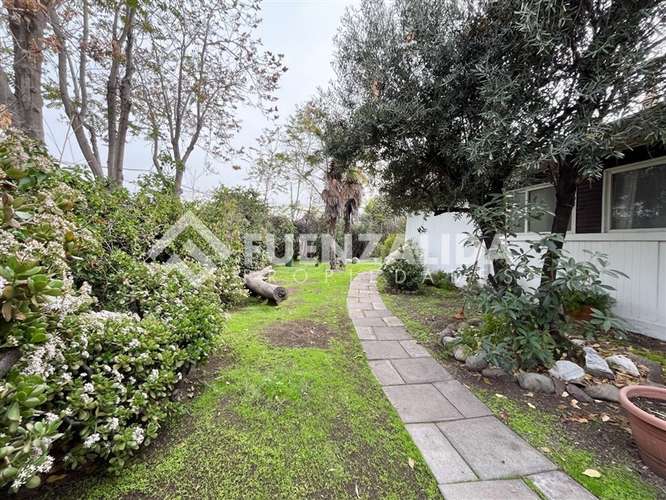 Casa en venta de 4 dorm. en Las Condes