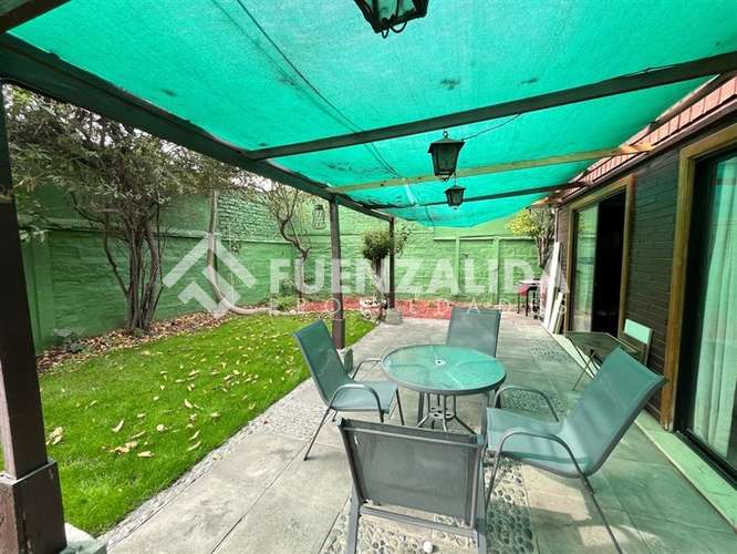 Casa en venta de 4 dorm. en Las Condes