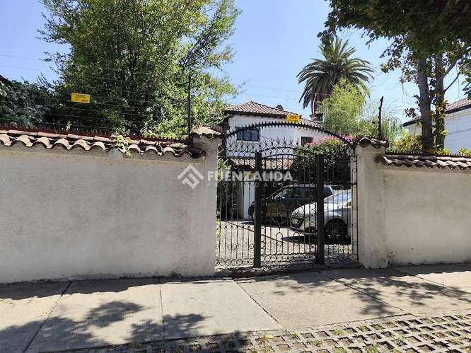 Casa en venta de 10 dorm. en Ñuñoa - Imagen 2