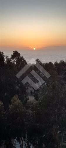 Departamento Amoblado en venta de 2 dorm. en Algarrobo