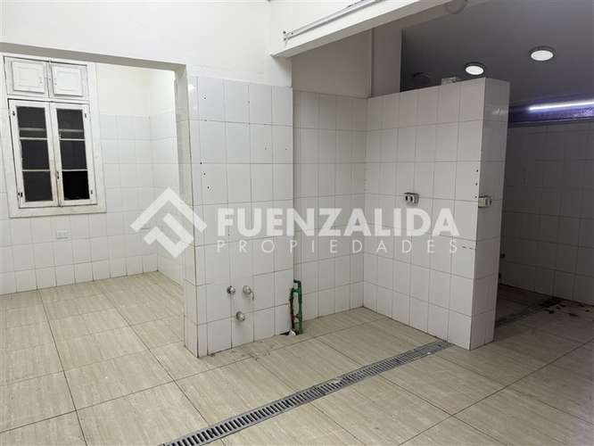 Casa en venta de 5 dorm. en Santiago