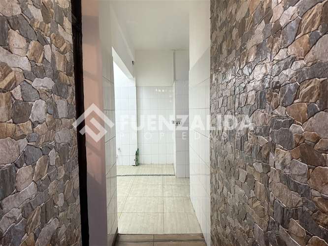 Casa en venta de 5 dorm. en Santiago