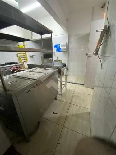 Casa en venta de 5 dorm. en Santiago