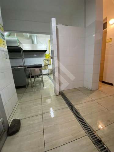 Casa en venta de 5 dorm. en Santiago