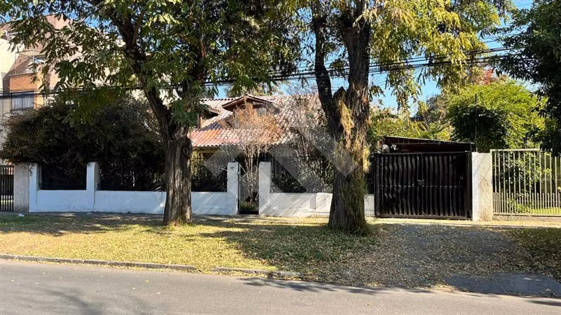 Casa en venta de 7 dorm. en Ñuñoa - Imagen 2
