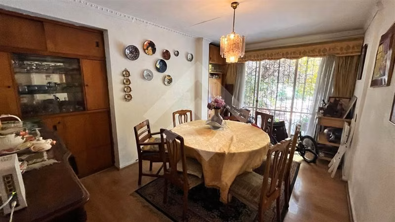 Casa en venta de 7 dorm. en Ñuñoa - Imagen 12