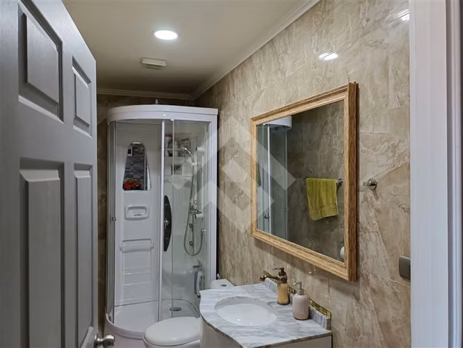 Casa en venta de 5 dorm. en Maipú