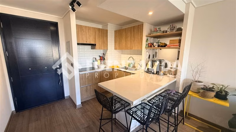 Departamento en venta de 2 dorm. en Ñuñoa 5.600 UF