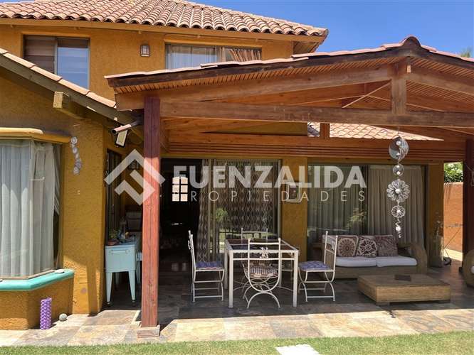 Casa en venta de 4 dorm. en Peñalolén - Imagen 3