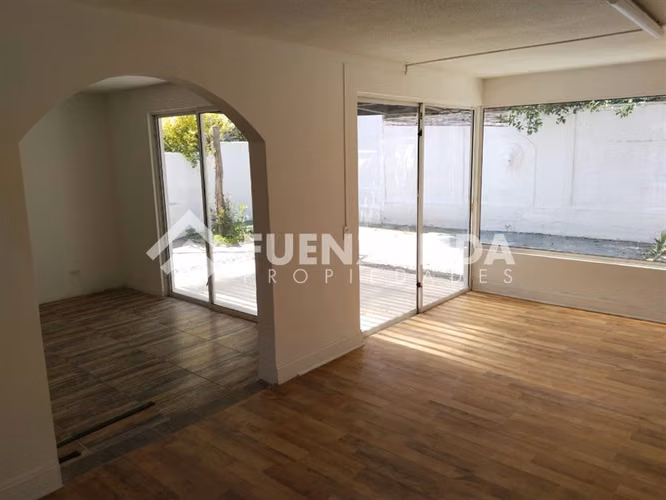 Local Comercial en arriendo en Peñalolén