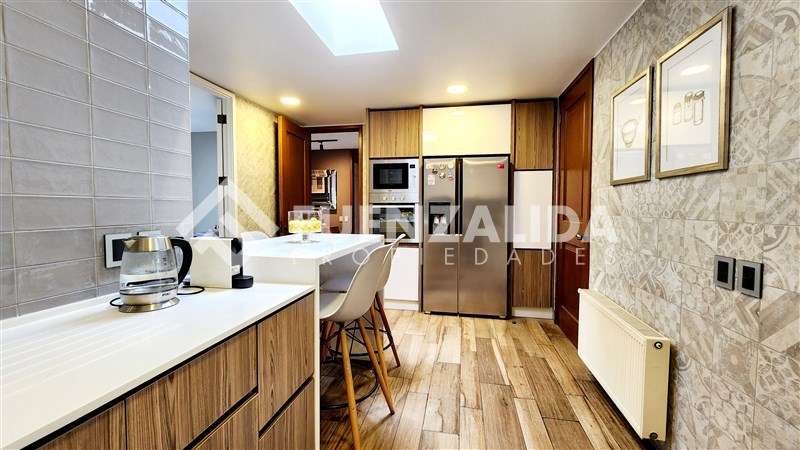 Casa en venta de 4 dorm. en Peñalolén - Imagen 8