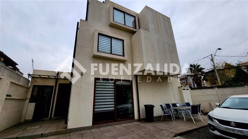 Casa en venta de 3 dorm. en Las Condes