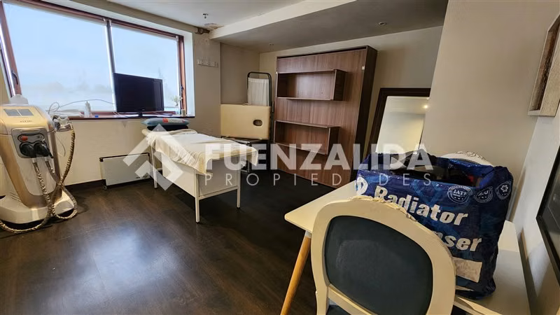 Casa en arriendo de 3 dorm. en Las Condes