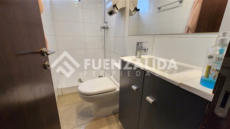 Casa en arriendo de 3 dorm. en Las Condes
