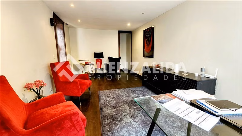 Casa en arriendo de 3 dorm. en Las Condes