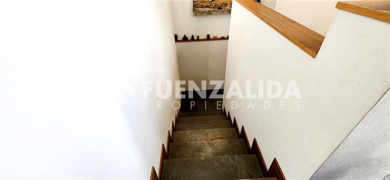 Casa en venta de 3 dorm. en Peñalolén