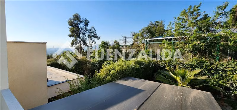 Casa en venta de 3 dorm. en Peñalolén