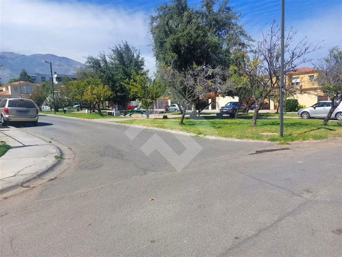 Casa en venta en Peñalolén - Imagen 2