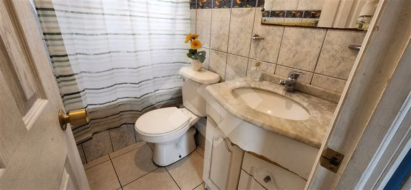 Casa en venta de 5 dorm. en Peñalolén