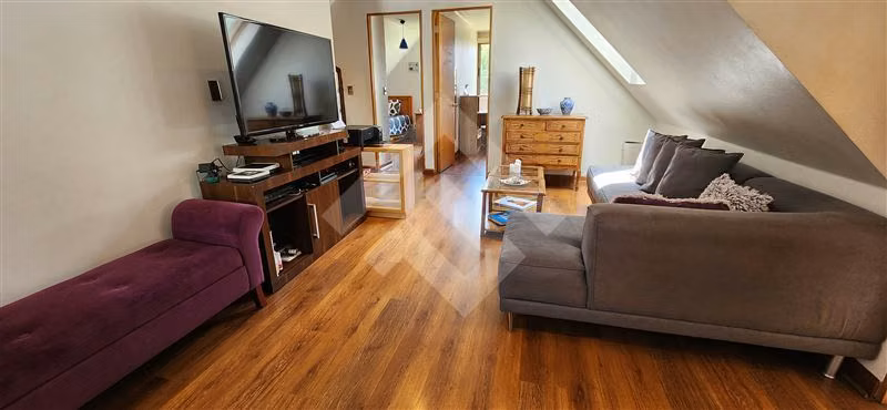 Casa en venta de 5 dorm. en Peñalolén