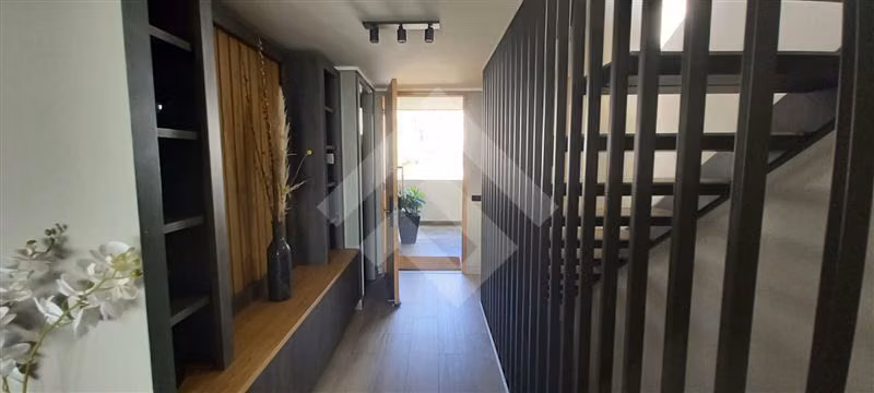 Impecable depthouse en venta de 2 dorm. en Peñalolén