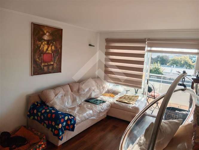 Excelente depto en venta de 3 dorm. en calle Loreto - Imagen 2