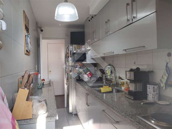 Excelente depto en venta de 3 dorm. en calle Loreto - Imagen 9