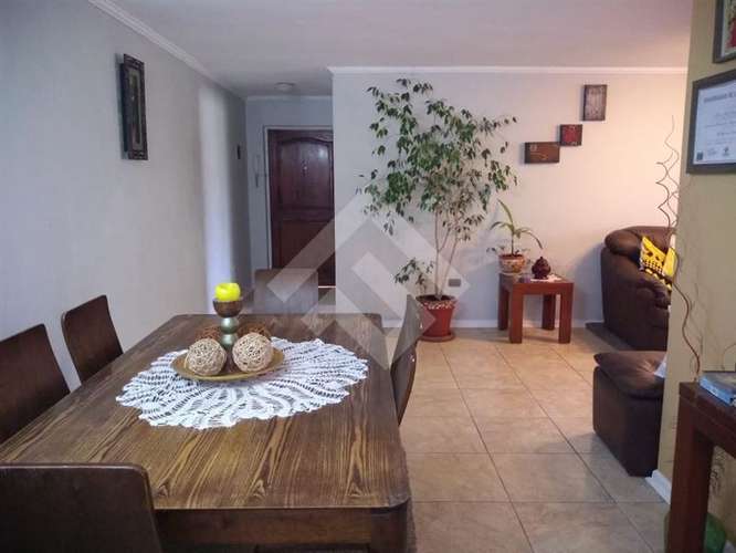 Departamento en venta de 3 dorm. en La Reina