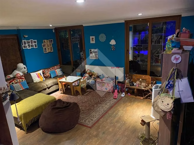 Casa en venta de 5 dorm. en La Reina
