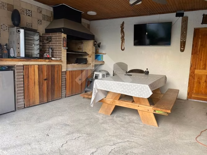 Casa en venta de 5 dorm. en La Reina