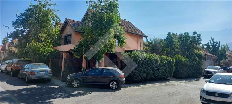 Casa en venta en Peñalolén