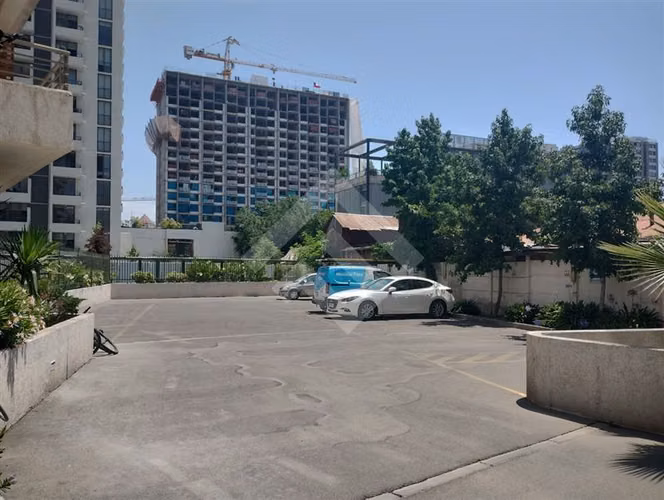 Depto en venta, excelente estado de 2 dorm. en La Florida