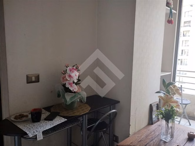 Depto en venta, excelente estado de 2 dorm. en La Florida