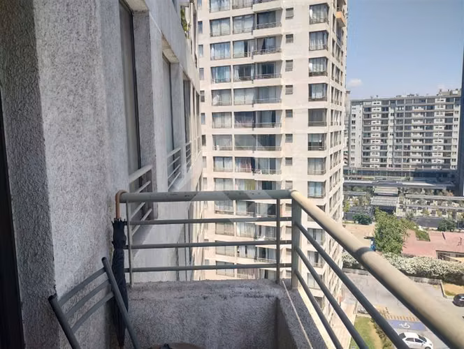 Depto en venta, excelente estado de 2 dorm. en La Florida
