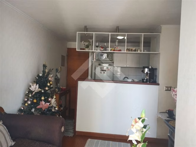Depto en venta, excelente estado de 2 dorm. en La Florida