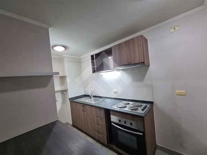 Depto en venta de 2 dorm en sector residencia. en La Florida