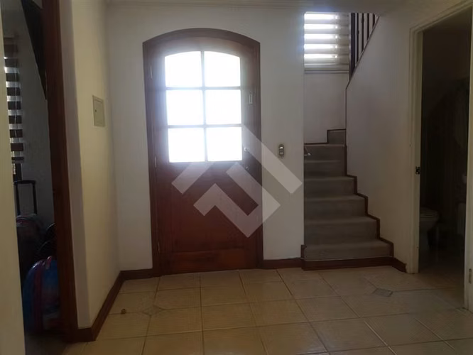 Casa en venta de 3 dorm. en Peñalolén