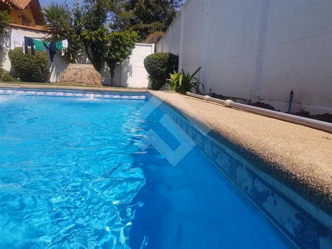Casa en venta de 3 dorm. en Peñalolén