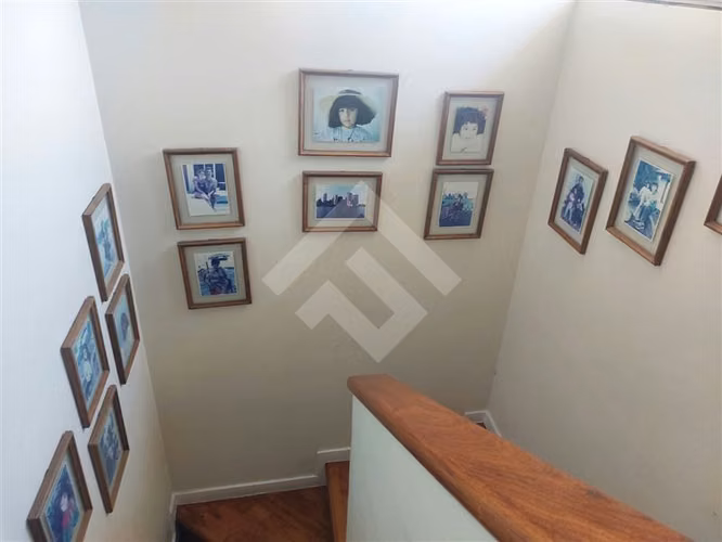 Casa en venta de 5 dorm. en Peñalolén