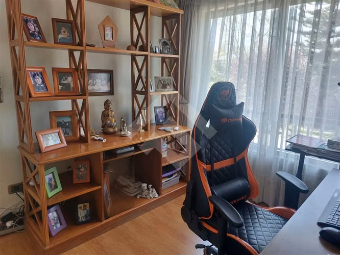 Casa en venta de 5 dorm. en Peñalolén