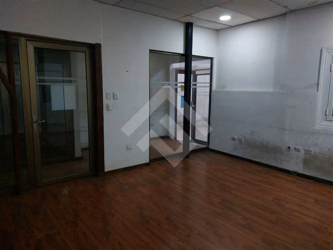 Local Comercial en arriendo en Providencia