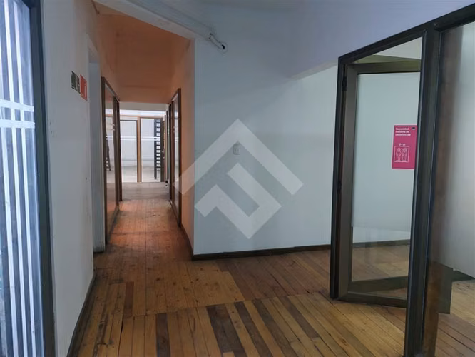 Local Comercial en arriendo en Providencia