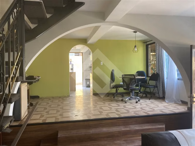 Local comercial funcionando + casa 3 d. 2 b Peñalolén