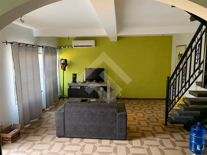 Casa + local comercial + ferretería + Patente, Peñalolén
